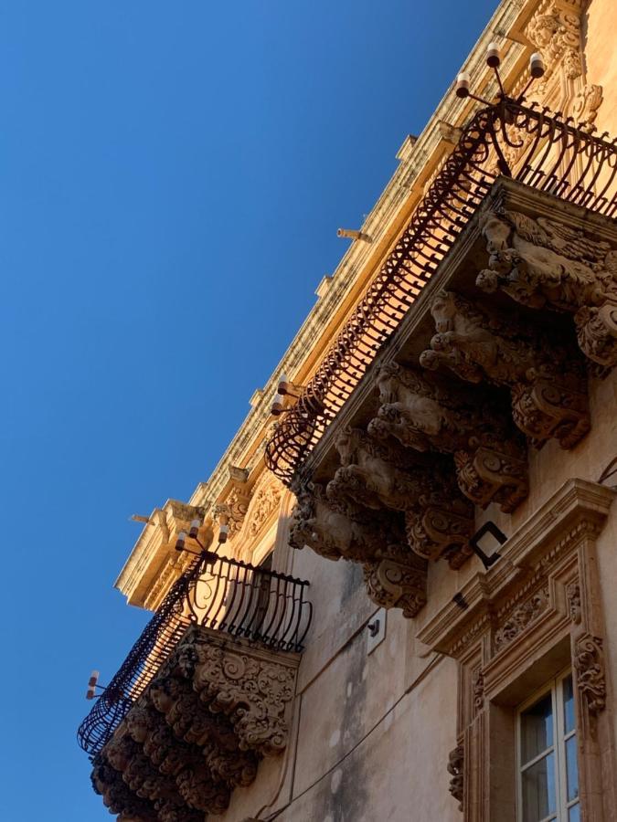 Esperia Luxury Suite & Apartment Noto Zewnętrze zdjęcie